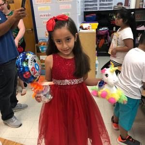 Meet your Posher, Lidia